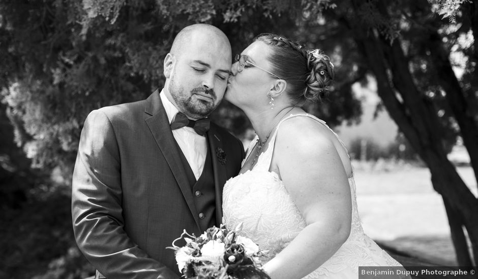 Le mariage de Kevin et Chrystelle à Roches-Prémarie-Andillé, Vienne