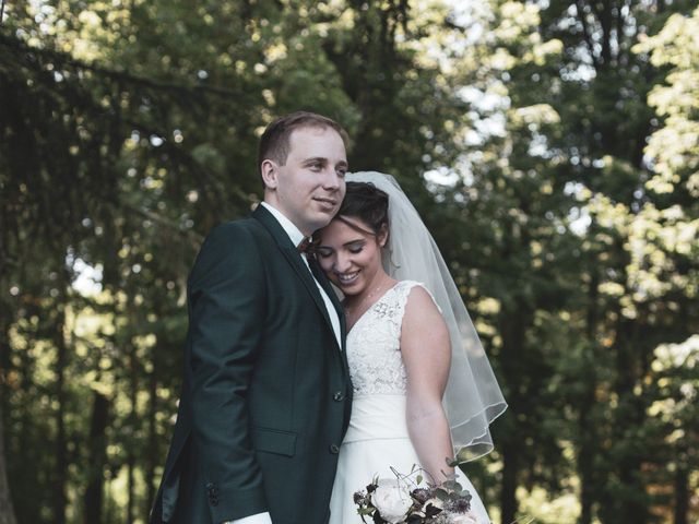 Le mariage de Bertrand et Mathilde à Marennes, Rhône 19