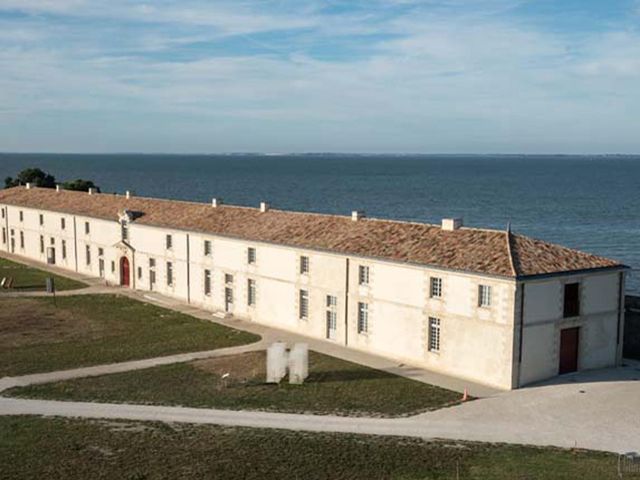 Le mariage de Clémentine et Paul à Le Château-d&apos;Oléron, Charente Maritime 1