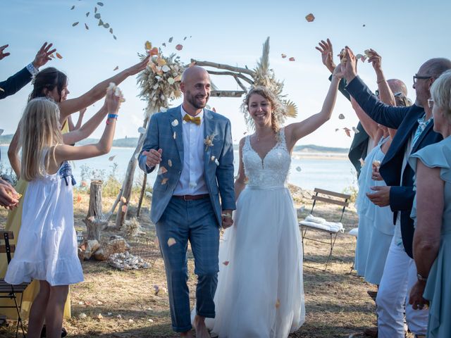 Le mariage de Clémentine et Paul à Le Château-d&apos;Oléron, Charente Maritime 24