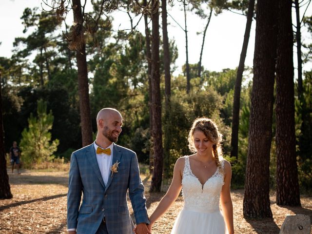 Le mariage de Clémentine et Paul à Le Château-d&apos;Oléron, Charente Maritime 33