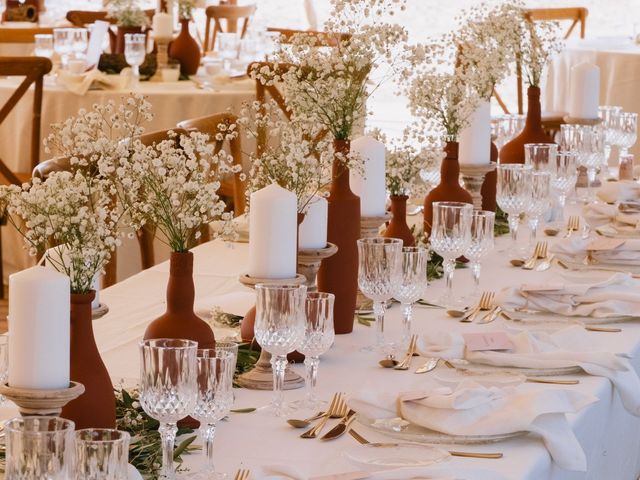 Le mariage de Antoine et Laurenne à Pietrosella, Corse 7