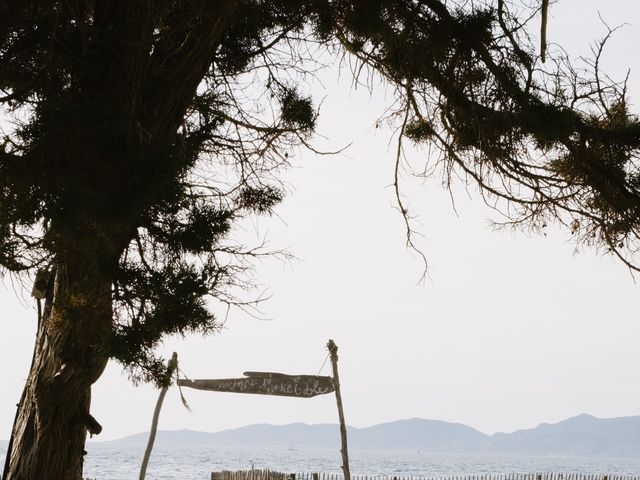 Le mariage de Antoine et Laurenne à Pietrosella, Corse 9