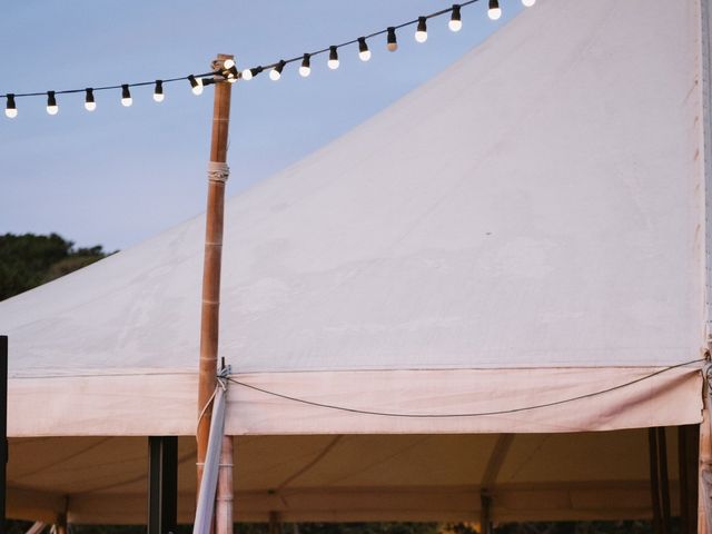 Le mariage de Antoine et Laurenne à Pietrosella, Corse 12