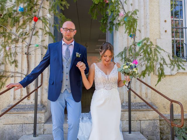 Le mariage de Romuald et Sophie à Saint-Astier, Dordogne 9