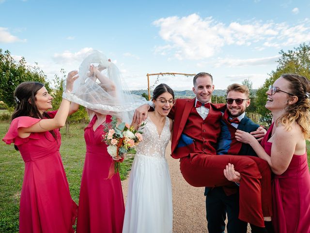 Le mariage de Benoit et Céline à Saint-Hilaire-de-Brens, Isère 27