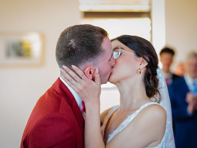 Le mariage de Benoit et Céline à Saint-Hilaire-de-Brens, Isère 79