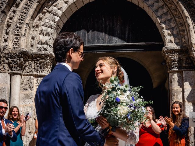 Le mariage de Thomas et Noémie à Cognac, Charente 14