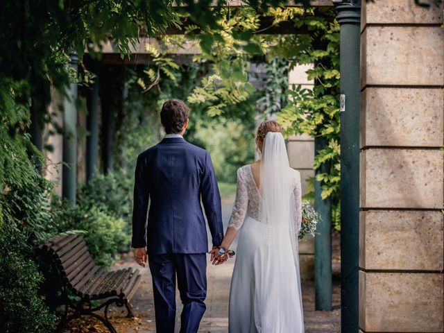 Le mariage de Thomas et Noémie à Cognac, Charente 15