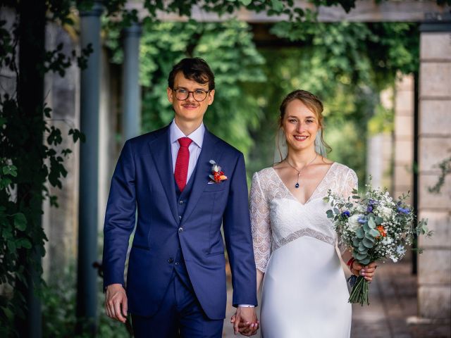 Le mariage de Thomas et Noémie à Cognac, Charente 18