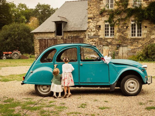 Le mariage de Thibaut et Mona à Réminiac, Morbihan 26