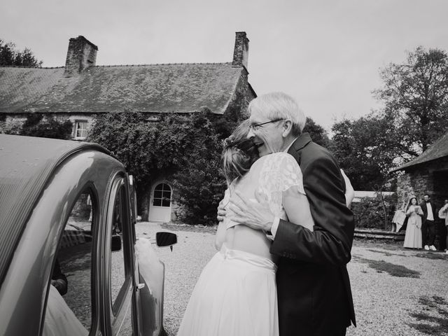 Le mariage de Thibaut et Mona à Réminiac, Morbihan 28