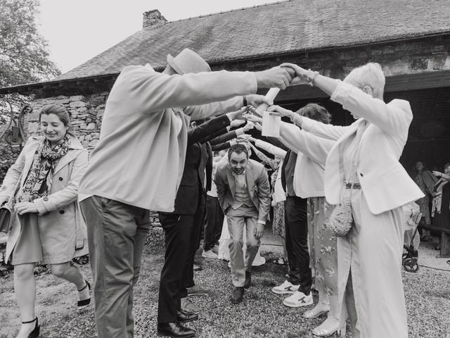 Le mariage de Thibaut et Mona à Réminiac, Morbihan 37