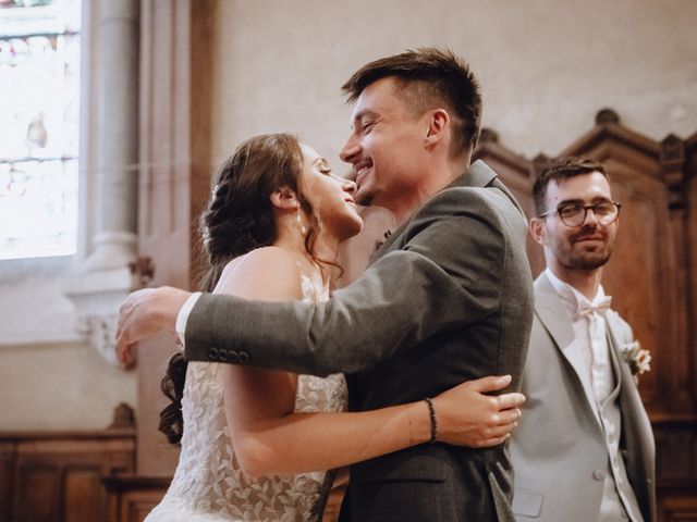 Le mariage de Clément et Marie à Lantignié, Rhône 16