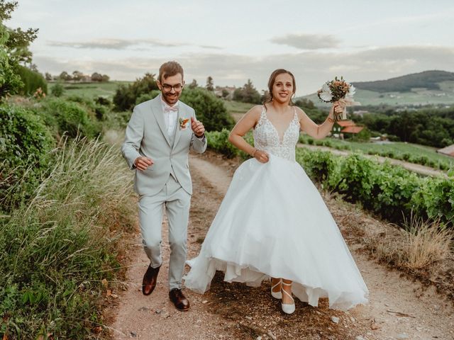 Le mariage de Clément et Marie à Lantignié, Rhône 60