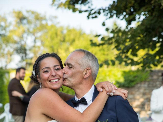 Le mariage de Nicolas et Amandine à Marcoux, Loire 29