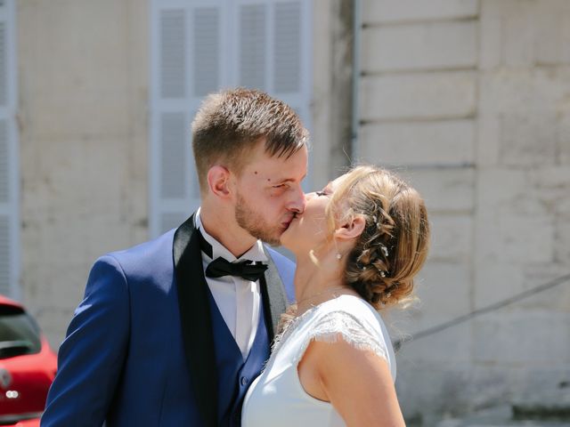 Le mariage de Nicolas et Amandine à Marseille, Bouches-du-Rhône 12