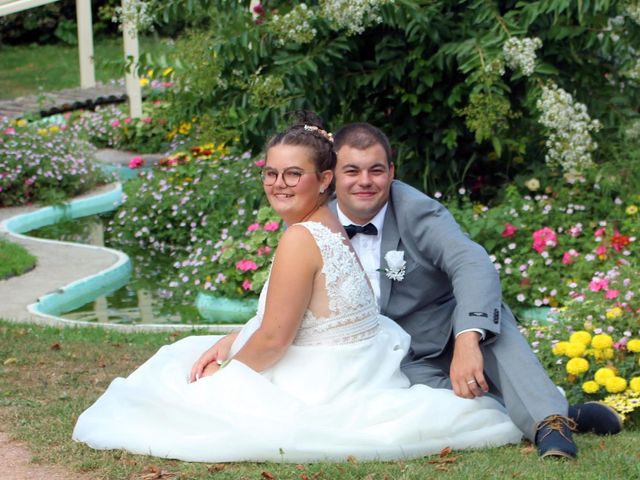 Le mariage de Benjamin et Aurélie à Moult, Calvados 1