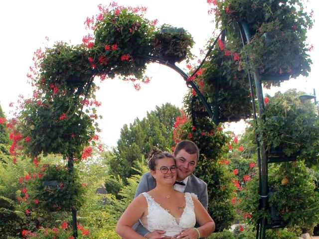 Le mariage de Benjamin et Aurélie à Moult, Calvados 6