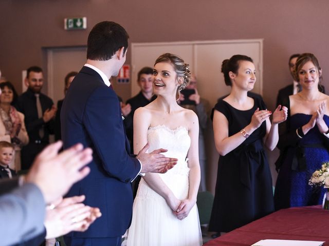 Le mariage de Vincent et Laetitia à Chevigny-Saint-Sauveur, Côte d&apos;Or 41