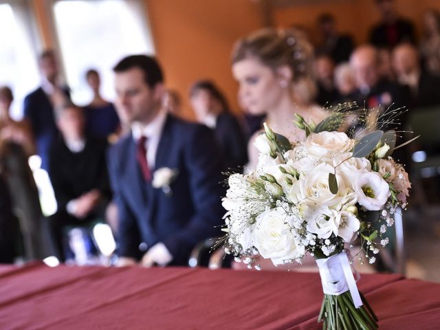 Le mariage de Vincent et Laetitia à Chevigny-Saint-Sauveur, Côte d&apos;Or 43