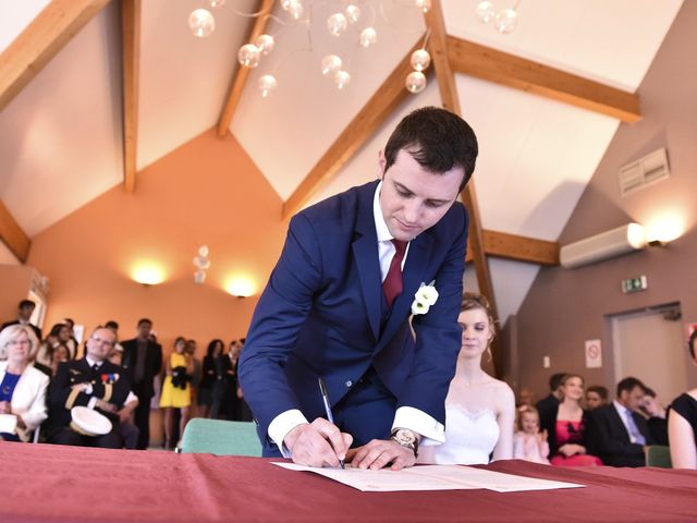 Le mariage de Vincent et Laetitia à Chevigny-Saint-Sauveur, Côte d&apos;Or 45