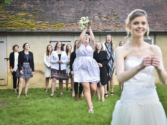 Le mariage de Vincent et Laetitia à Chevigny-Saint-Sauveur, Côte d&apos;Or 97