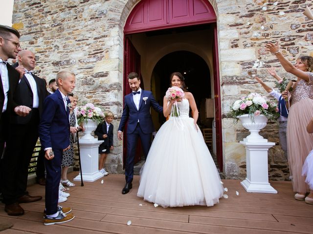 Le mariage de Julien et Noémie à Crévin, Ille et Vilaine 26