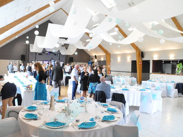 Le mariage de Alex et Charlène à Saint-Pierre-Langers, Manche 9