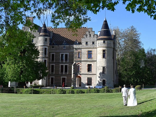 Le mariage de Sofyan et Aurélie à Châbons, Isère 23