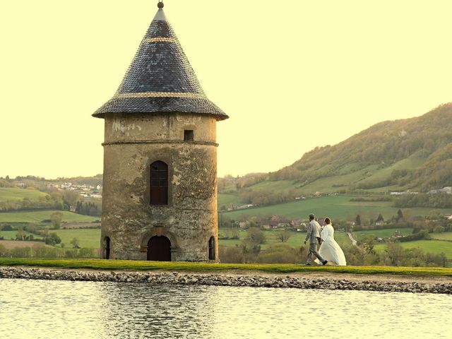 Le mariage de Sofyan et Aurélie à Châbons, Isère 40