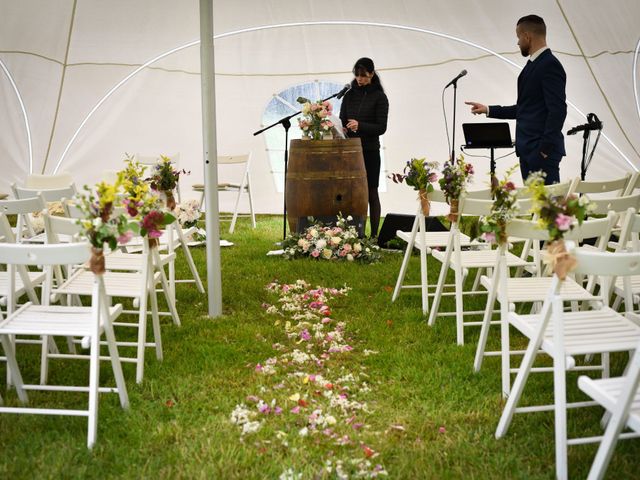 Le mariage de Stéphane et Claudia à Giroussens, Tarn 34