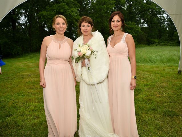 Le mariage de Stéphane et Claudia à Giroussens, Tarn 59