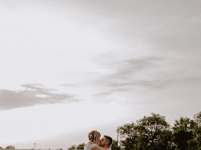 Le mariage de Dylan et Laura à Saint-Philbert-de-Grand-Lieu, Loire Atlantique 6