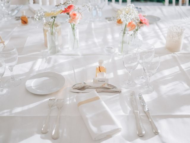 Le mariage de Gabriel et Karin à Saint-Valérien, Yonne 82