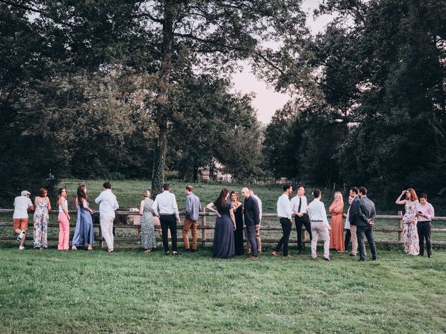 Le mariage de Gabriel et Karin à Saint-Valérien, Yonne 92