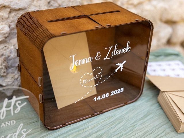 Le mariage de Zdenek et Jenna à Rognes, Bouches-du-Rhône 5