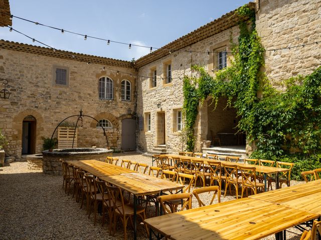 Le mariage de Zdenek et Jenna à Rognes, Bouches-du-Rhône 10