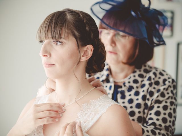 Le mariage de Kevin et Laure à Cubzac-les-Ponts, Gironde 8