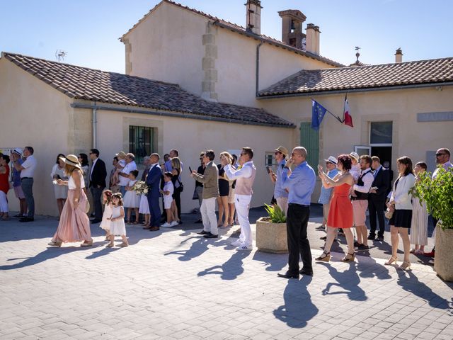 Le mariage de Xavier et Anais à Sainte-Anastasie-sur-Issole, Var 44