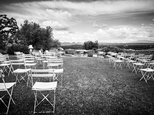 Le mariage de Fabienne et Christian à Grignan, Drôme 8