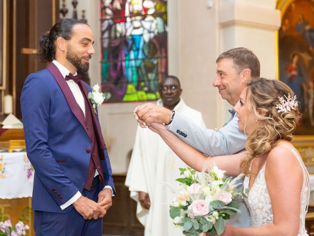 Le mariage de Mickaël et Cindy à Le Plessis-aux-Bois, Seine-et-Marne 44