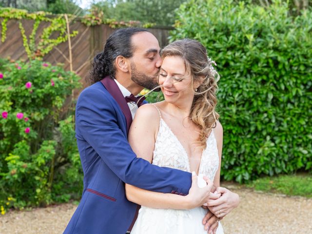 Le mariage de Mickaël et Cindy à Le Plessis-aux-Bois, Seine-et-Marne 92