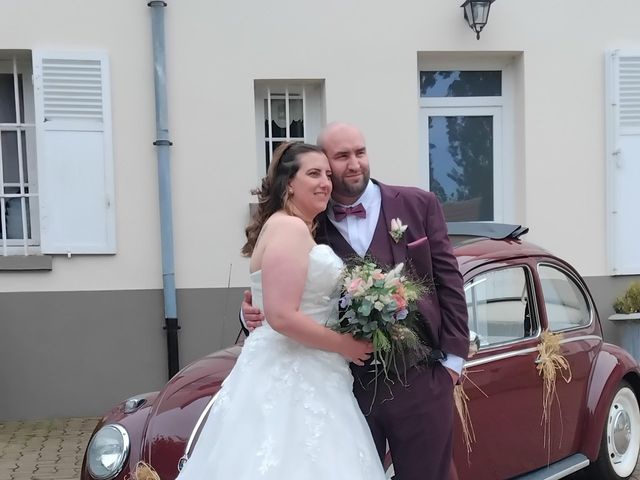 Le mariage de Johnny et Tiphaine à Giremoutiers, Seine-et-Marne 1