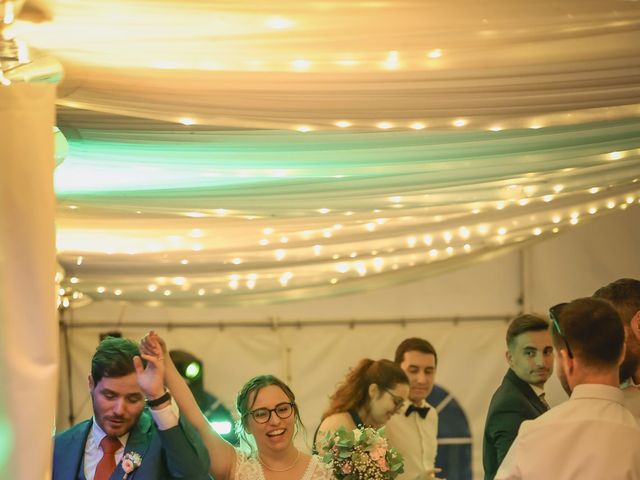Le mariage de Thomas et Mélanie à Tuffé, Sarthe 211