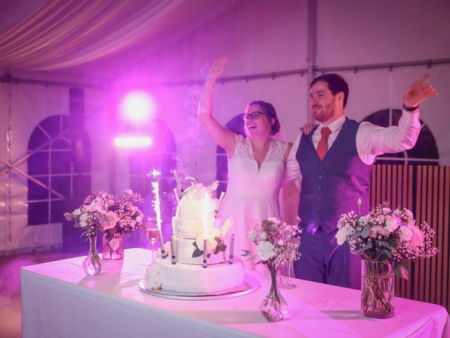 Le mariage de Thomas et Mélanie à Tuffé, Sarthe 240