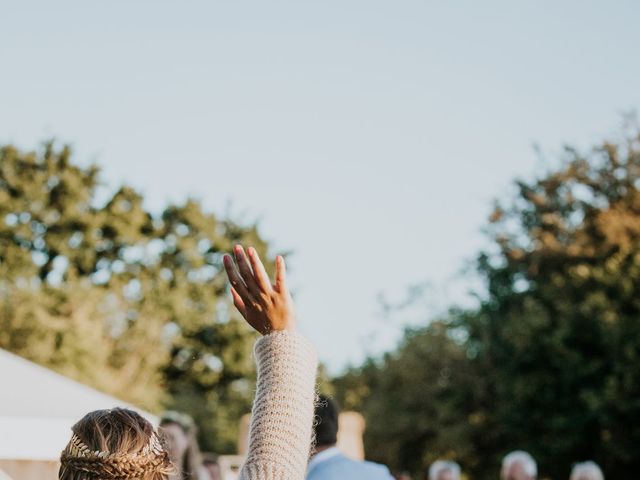 Le mariage de William et Aliénor à Saint-Vaast-la-Hougue, Manche 20