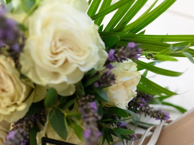 Le mariage de Nicolas et Bérengère à Charmes-sur-Rhône, Ardèche 4