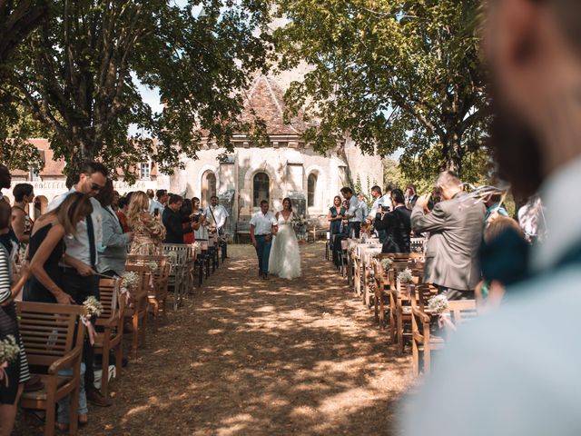 Le mariage de Matthieu et Véronique à Montluçon, Allier 30