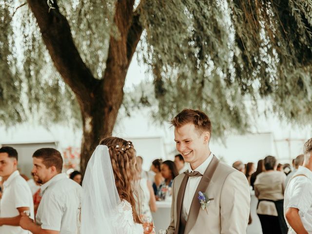 Le mariage de Aymeric et Léana à Gézaincourt, Somme 21